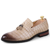 ROEGRE New Fashion Tassel Men Shoes