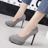 Auto show high-heeled shoes